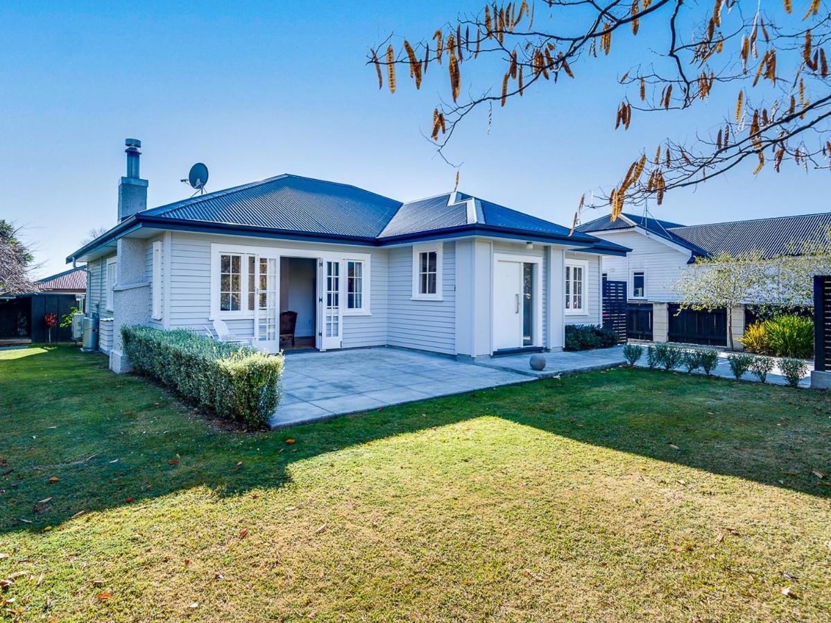 Gem On Gillean - Havelock North Holiday Home Екстер'єр фото