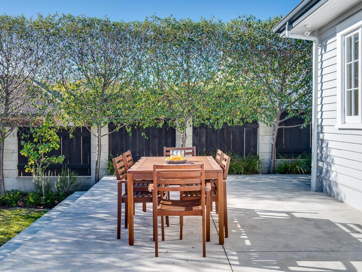 Gem On Gillean - Havelock North Holiday Home Екстер'єр фото
