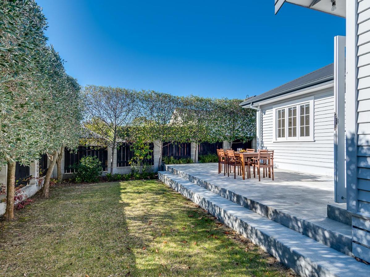 Gem On Gillean - Havelock North Holiday Home Екстер'єр фото